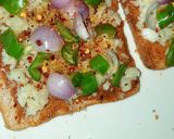 A picture of step 2 of Bread Pizza.