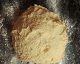 Foto del paso 2 de la receta: Medialunas de manteca(Express)