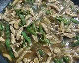 Foto del paso 6 de la receta: Solomillo de cerdo, con pimiento y cebolla