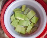 Hình bước làm 1 của món Nha đam đường phèn hạt chia