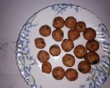 A picture of step 1 of Indo- Tanzania Raw banana koftas🍅🧅🧄🌶️.
