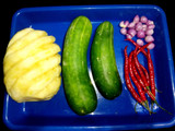 Acar Nenas Timun