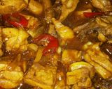 Foto langkah ke 7 dari resep Ayam kecap pedas sederhana.