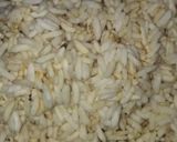 A picture of step 1 of Puffed Rice Poha.