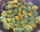 ભરેલા કારેલા-જુવાર રોટલો :::(Bharela Karela recipe in Gujarati) રેસીપી સ્ટેપ3ફોટો