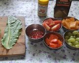 A picture of step 1 of Mix fruits salad.