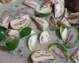 Foto langkah ke 4 dari resep Thai Green Curry Chicken Feet (Ceker Kari Hijau ala Thailand).