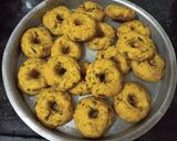 A picture of step 6 of Lauki Donut Muthiya (Gujarati Muthiya).