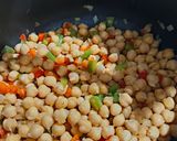 Foto del paso 3 de la receta: Garbanzos con Compango Asturiano
