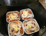 Foto langkah ke 6 dari resep Mini Beef Pizza.
