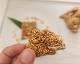 Foto langkah ke 4 dari resep Geti Wijen Kacang Tanah.
