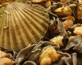 Foto del paso 8 de la receta: Fideos negros con salsa de langostinos mejillones y vieiras