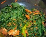 Foto langkah ke 3 dari resep Gulai daun singkong ikan asin baung.