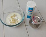 Fokhagymás joghurtos szósz recept fázis 6 fotója