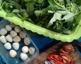 Foto langkah ke 1 dari resep Tumis Kangkung Telur Puyuh.