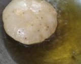 A picture of step 2 of Puri Sabji.
