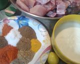 A picture of step 1 of Chicken tikka boti.