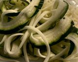 Foto del paso 1 de la receta: Spaghetti de calabacín 🥒 con pollo 🍗 y chipotle 🌶 en la airfryer