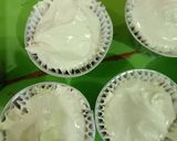 Foto langkah ke 5 dari resep Bolu kukus merah putih.