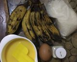 Foto langkah ke 1 dari resep Banana cup cake.