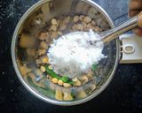 A picture of step 2 of White kurma.