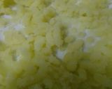 Foto del paso 2 de la receta: Torrejas súper rápidas de papa y atún. Solo 3 ingredientes