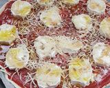 Une image de l'étape 3 de ~Pizza chèvre miel graines de tournesol ~.