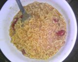 Foto langkah ke 3 dari resep Telur mie sosis.