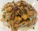 Foto langkah ke 7 dari resep Bean Sprouts and Fried Tofu in Peanut Sauce.