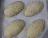 Foto langkah ke 10 dari resep Sosis dan Keju Soft Sourdough Bread.