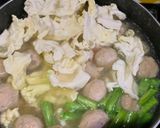 Foto langkah ke 3 dari resep Sop baso simple.