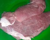 Foto del paso 1 de la receta: Bistec de cerdo encebollado