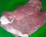 Foto del paso 1 de la receta: Bistec de cerdo encebollado