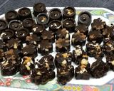 A picture of step 6 of Nuts and Raisins Dark Chocolate.