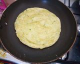 A picture of step 9 of Zucchini chapati.