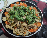 Foto del paso 5 de la receta: Quinoa con verduras y ternera