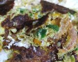 صورة لخطوة 3 من وصفة اومليت البيض بالبطاطا 🍳🥚🌹