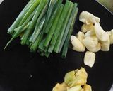 Foto langkah ke 2 dari resep Ginger Chicken Soup (Sup Ayam pereda flu).
