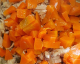 Foto del paso 3 de la receta: Empanadas de pollo al horno 🥟🐔