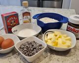 Foto del paso 1 de la receta Maxi galletas con chips de chocolate rellenas de Nutella