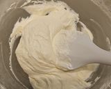 A picture of step 4 of Swiss Buttercream.