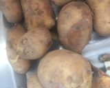 A picture of step 1 of Irish potatoes and sauce.