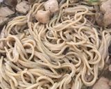 Foto del paso 8 de la receta: Spaghetti con ajos tiernos, champiñón y pollo