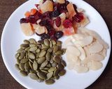 Hình bước làm 1 của món Salad trộn