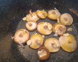 Foto del paso 5 de la receta: Arroz con castañas y setas shiitake