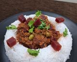 A picture of step 5 of Beetroot - green peas curry.