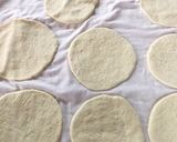 Foto del paso 6 de la receta: Pan libanés (oriental)