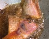 Foto langkah ke 2 dari resep Sambel pecak ikan nila goreng.