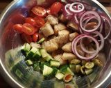 Csirkemelles kenyérsaláta recept fázis 5 fotója
