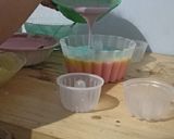 Foto langkah ke 5 dari resep Rainbow puding / Puding roti tawar.